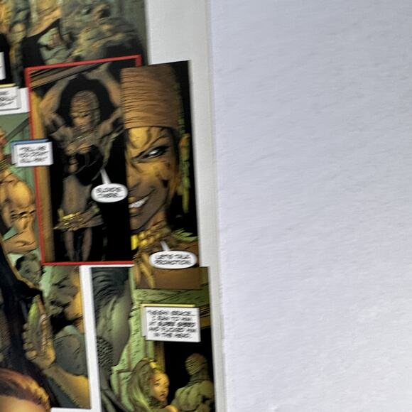 Supergirl #11 DC Comics Comic book Bagged & Boarded - Picture 8 of 8